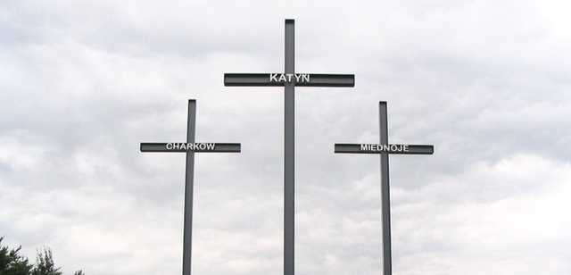 У Польщі здивовані бажанням росіян переінакшити історію Катинської трагедії