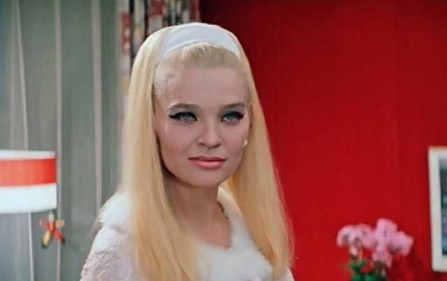 В Москве госпитализировали с инсультом звезду фильма "Бриллиантовая рука"