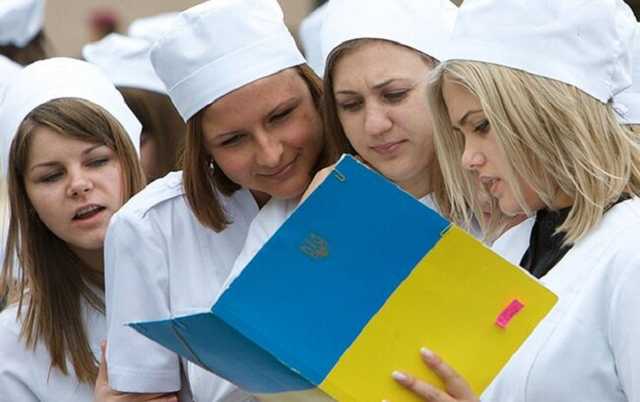 «Ласковые убийцы». То, что сейчас происходит с медобразованием, завтра коснется каждого из нас