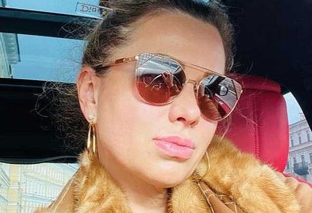 Яхта тайной «подруги Путина» плавает с эскортом ВМФ — росСМИ