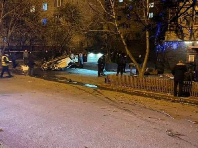 В Каменце-Подольском в страшном ДТП погибли два человека: момент трагедии попал на видео