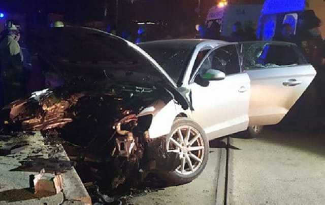 Двигатель влетел в салон: в Харькове девушка погибла в страшном ДТП