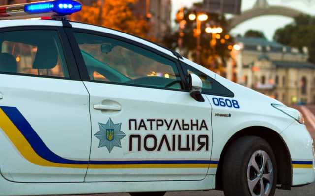 У Львові чоловік напав на патрульних