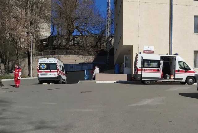 В Киеве за сутки зафиксировали более 1300 случаев коронавируса