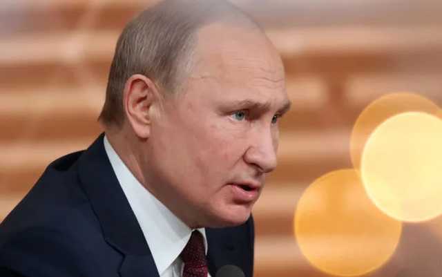 Зачем в России принялись "хоронить" Путина