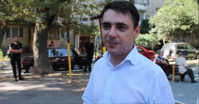 Одеський депутат Страшний переписав землю під вартістю 30 млн грн на трирічну доньку