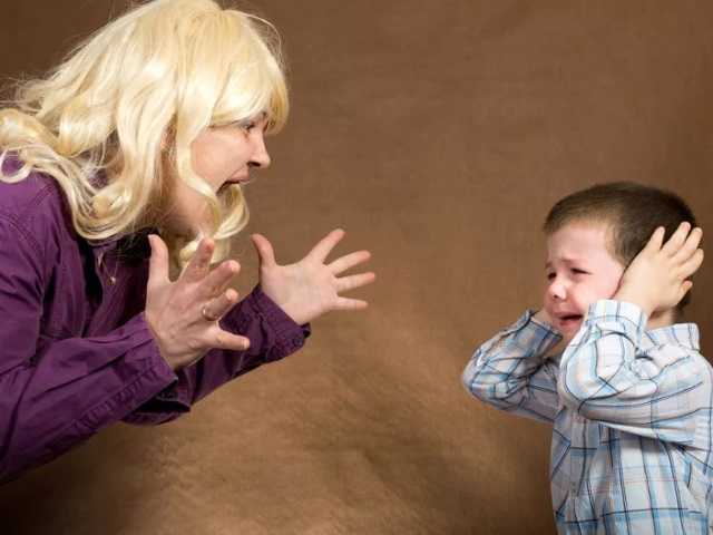 У Кропивницькому вихователька ліцею привселюдно зганьбила дитину