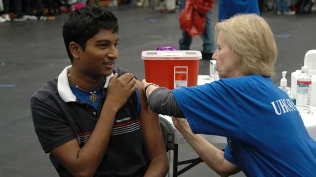 В ВОЗ выступили против принудительной вакцинации от коронавируса