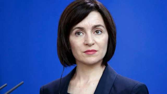 Санду собирается распустить правительства Молдовы