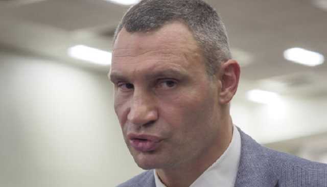 Кличко впевнено прямує стежкою Черновецького