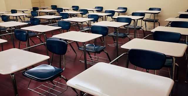 Под Черкассами директор школы издевался над детьми