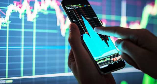 Псевдо-брокери продовжують «обробляти» українців