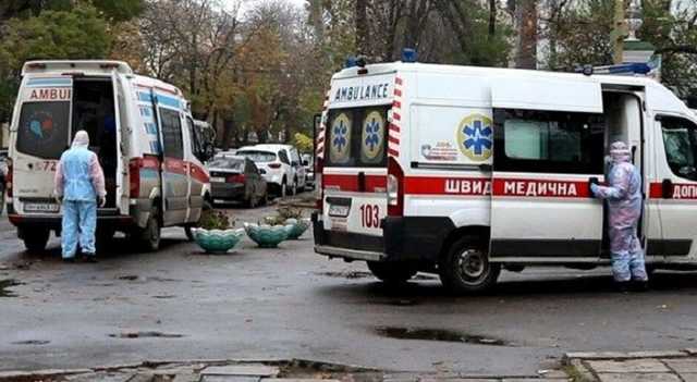 Ковидная Одесса: нехватка врачей, трупы в коридорах и наплевательство на карантин