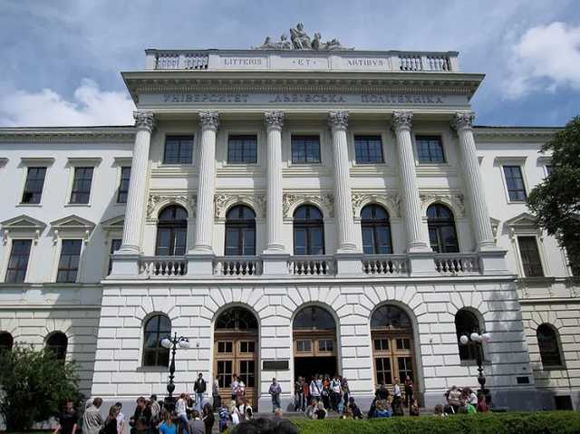 Студенты «Львовской политехники» проходили контрольную, где показывали порно