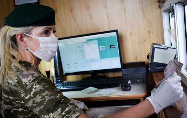 За допомогою до українських прикордонників звернулися 20 білорусів