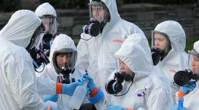 Украинцы могут спокойно нести шлейф Covid-19 в массы - Ещенко