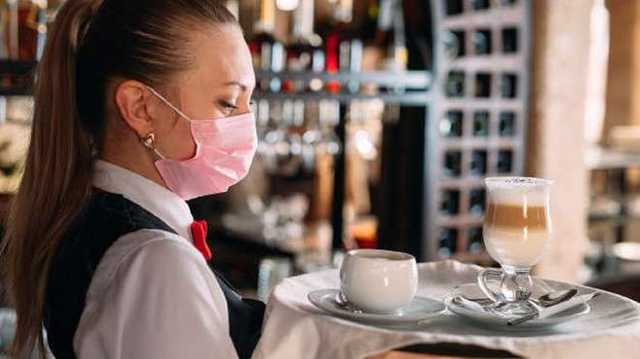 Какие сферы должны обслуживать клиентов только на украинском: заявление языкового омбудсмена