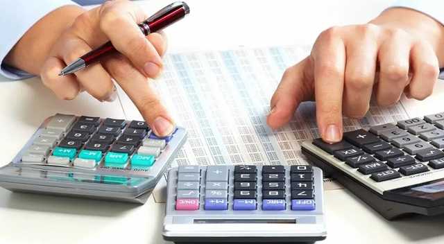 Стало известно, сколько украинцев уклоняются от уплаты налогов