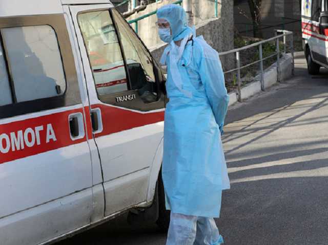 Чиновники рассказали, почему не платят деньги за смерть умерших от коронавируса врачей