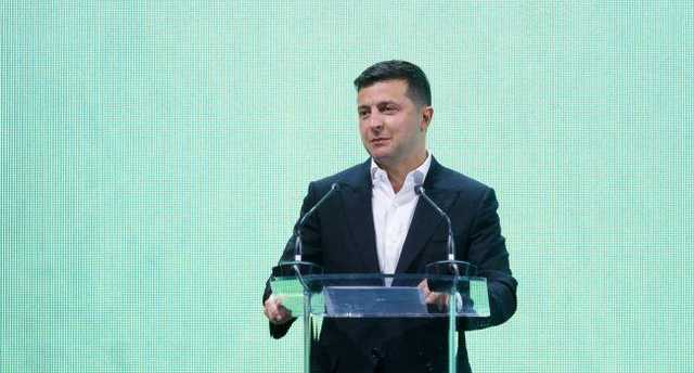 Франция готова помочь Украине с получением вакцины от COVID-19, - Зеленский