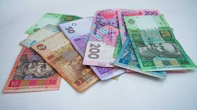 ФОПам начали выплачивать карантинные 8000 гривен