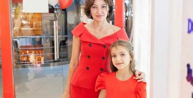 Жена Кернеса отдала часть бизнеса матери его единственной дочери