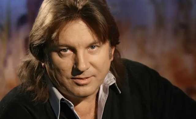 Певец Лоза взбесил людей сарказмом над лечащими от ковида врачами