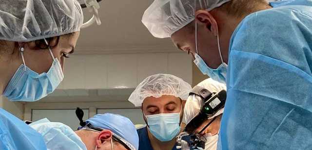 Во Львове успешно провели четвертую операцию по трансплантации сердца