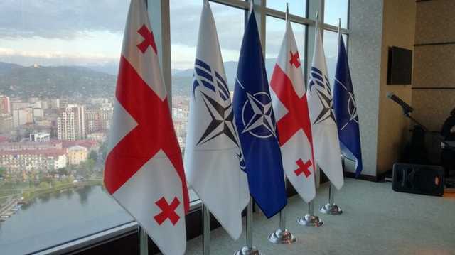 Парламент Грузии принял резолюцию о вступлении страны в ЕС и НАТО