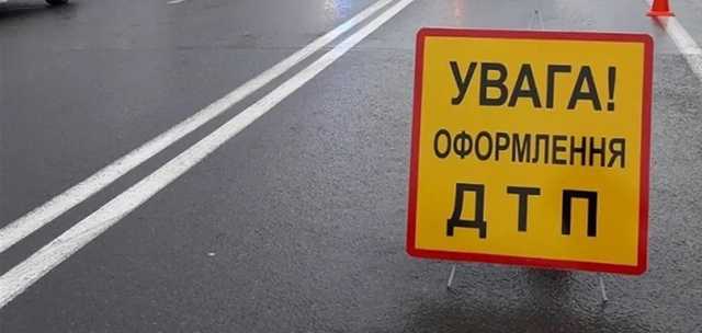 На Хмельнитчине в смертельном ДТП погибли два человека