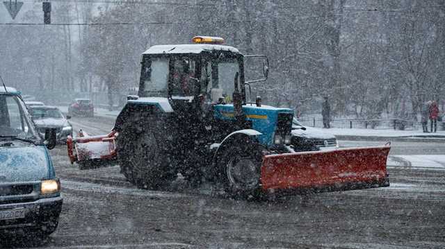 Вечером в понедельник дороги Киева сковали масштабные пробки