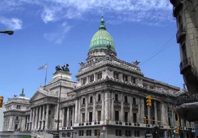 Конгрес Аргентини підтримав легалізацію абортів