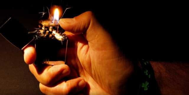 В Хмельницкой области брат облил бензином и поджег свою старшую сестру