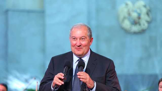 Президент Армении съездил на Новый год в Лондон и заразился коронавирусом