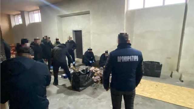 Во Львове задержали четырех турков, которые везли в Европу больше тонны героина