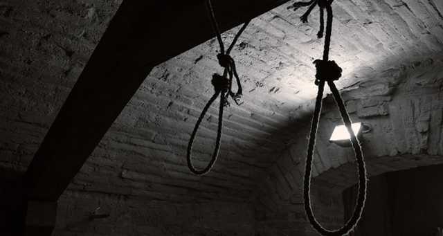 В Киеве накануне Рождества повесились три человека