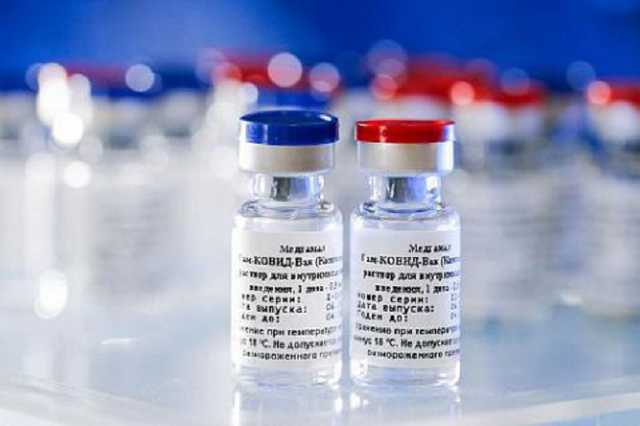 "Стверджую, що Гольдман за допомогою Радуцького проводить вакцинацію українським чиновникам та бізнесменам", — Бродський