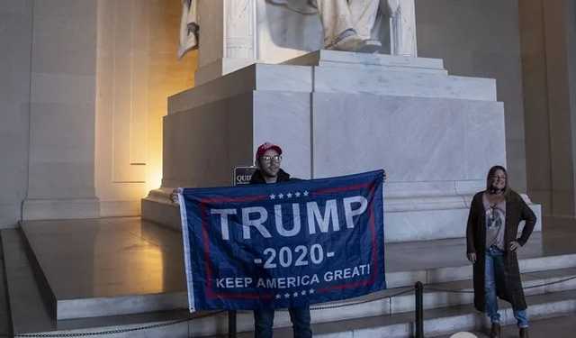 В США чиновники массово уволились после штурма Капитолия