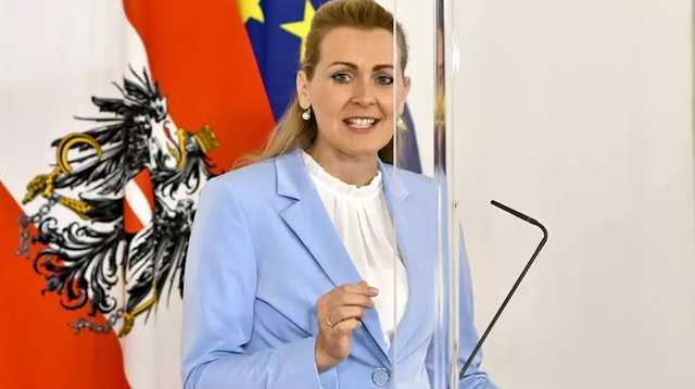 В Австрії міністра звинуватили в плагіаті, вона подала у відставку