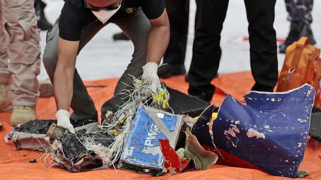 В Індонезії назвали попередню причину катастрофи лайнера