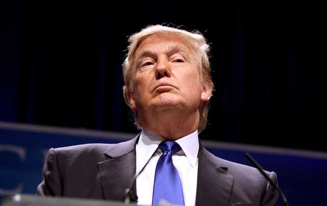 Трамп не розглядає можливість виходу у відставку, – CNN