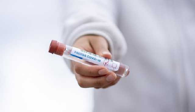 Количество новых случаев COVID-19 в Украине выросло до почти 8 тысяч