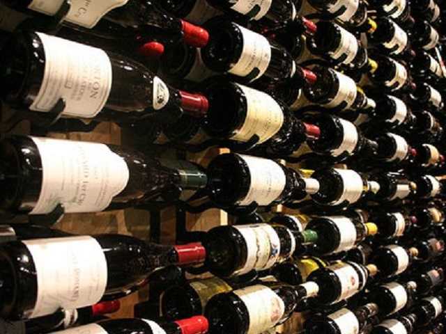 Кабмин повысил цены на вино в Украине: сколько теперь будет стоить бутылка