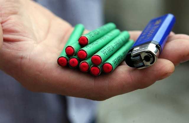 Через петарду киянин залишився без пальців