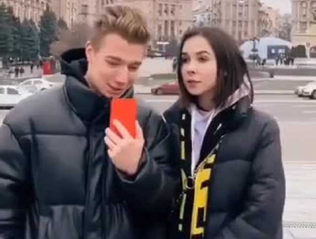 Украинка напомнила о сути "русского мира" блогеру, которая подыграла России