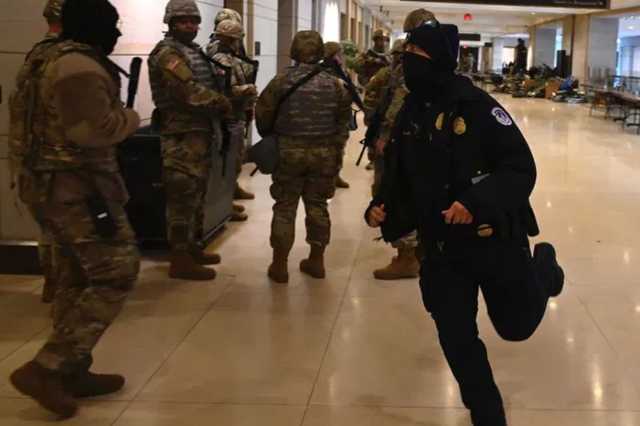 Конгресс США закрыли из-за сработавшего сигнала тревоги