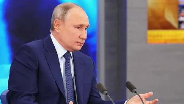 Кипиани показал "удавку на шее Путина". Знаковое фото