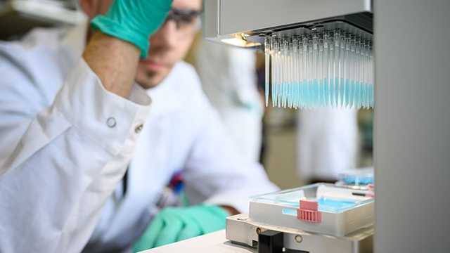 В Украине 4 383 новых случая коронавируса и более 2 тысяч госпитализаций