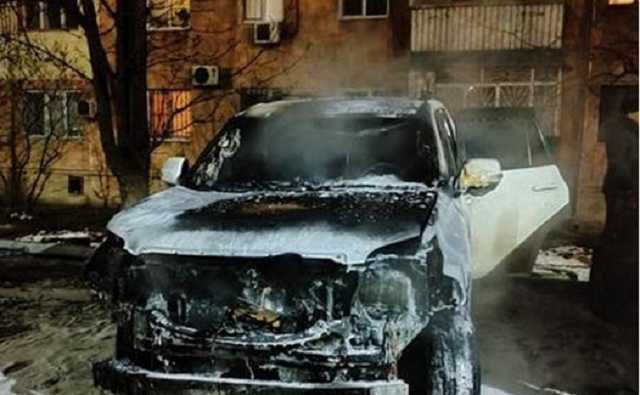 Под Одессой сожгли две автомашины руководителя порта