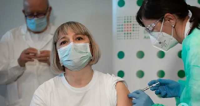       COVID-19: ""   Pfizer